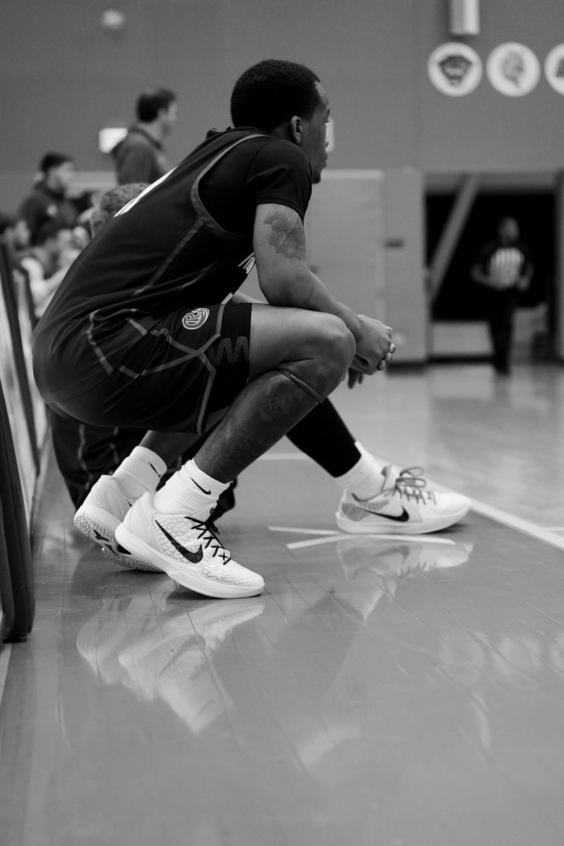 Enari Thomas tweet media