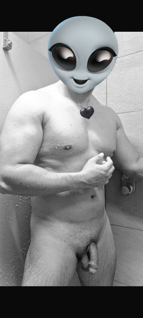 Te vienes a bañar conmigo?