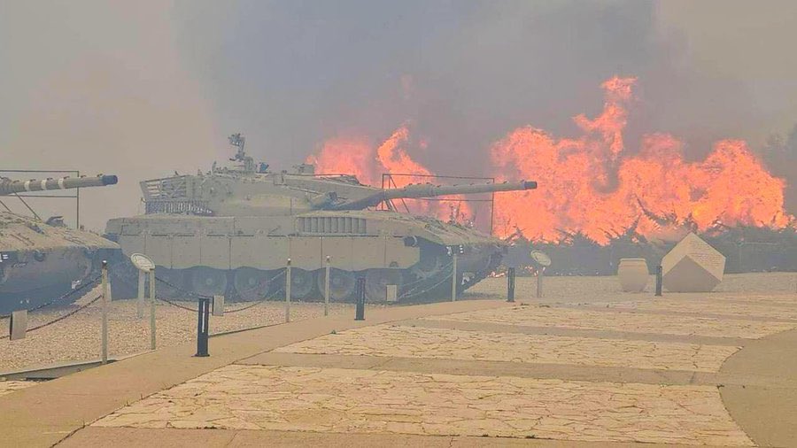 عمرك شفت نار بتفرّح القلب؟

- آه هاي 😅