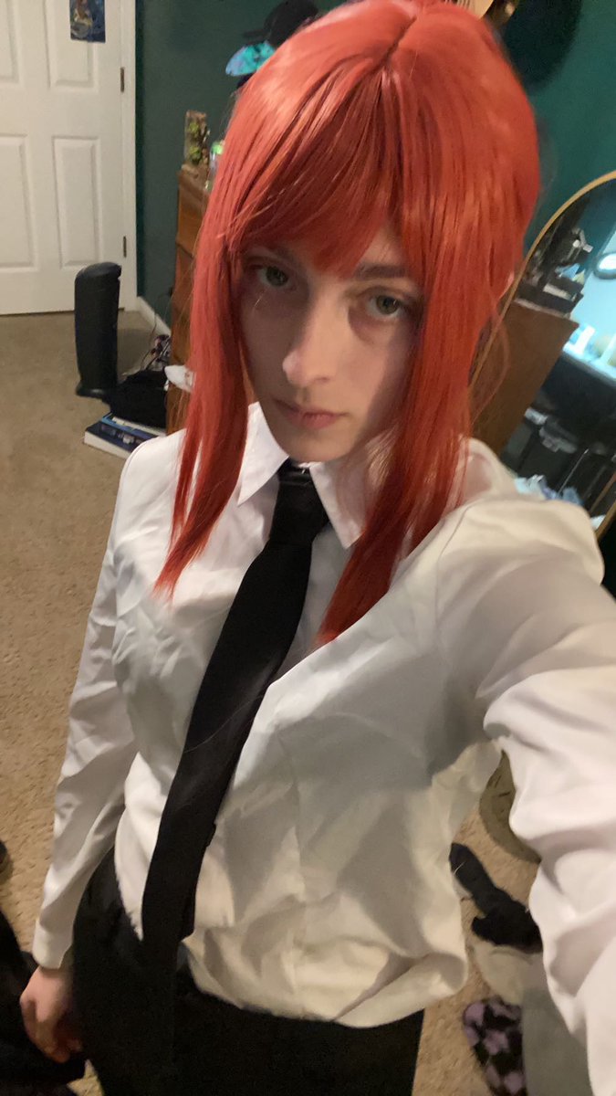 Succub1seyn's tweet photo. Makima cosplay https://t.co/vxe69ea9zP