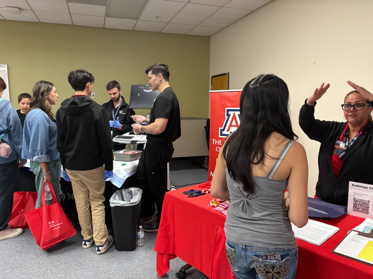 UArizona Department of Medical Imaging (@uazmedimaging) on Twitter photo Shining turnout at yesterday's Pathways to Success event
Students tried examples of ultrasound-guided biopsies and endovascular catheterization
Impact = seeing the line at our station long after others closed!
Very proud of this <a href="/ArizonaVIR/">University of Arizona VIR</a> & <a href="/UofAZRads/">UArizona Radiology Residencies</a> team! 👏 #Radiology #STEM Shining turnout at yesterday's Pathways to Success event
Students tried examples of ultrasound-guided biopsies and endovascular catheterization
Impact = seeing the line at our station long after others closed!
Very proud of this <a href="/ArizonaVIR/">University of Arizona VIR</a> & <a href="/UofAZRads/">UArizona Radiology Residencies</a> team! 👏 #Radiology #STEM