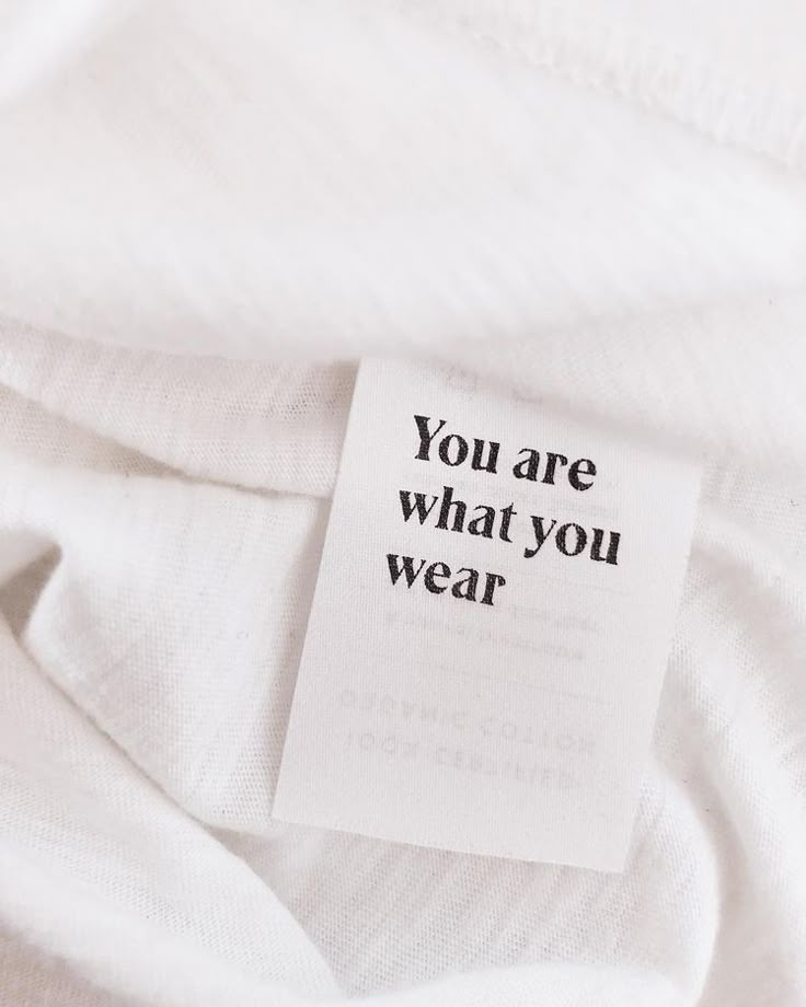Luxury is a feeling, not just a label. Softness, durability, and sustainability start with the fiber. Choose well, choose wisely.

🖼️: achresh_clothing on IG
