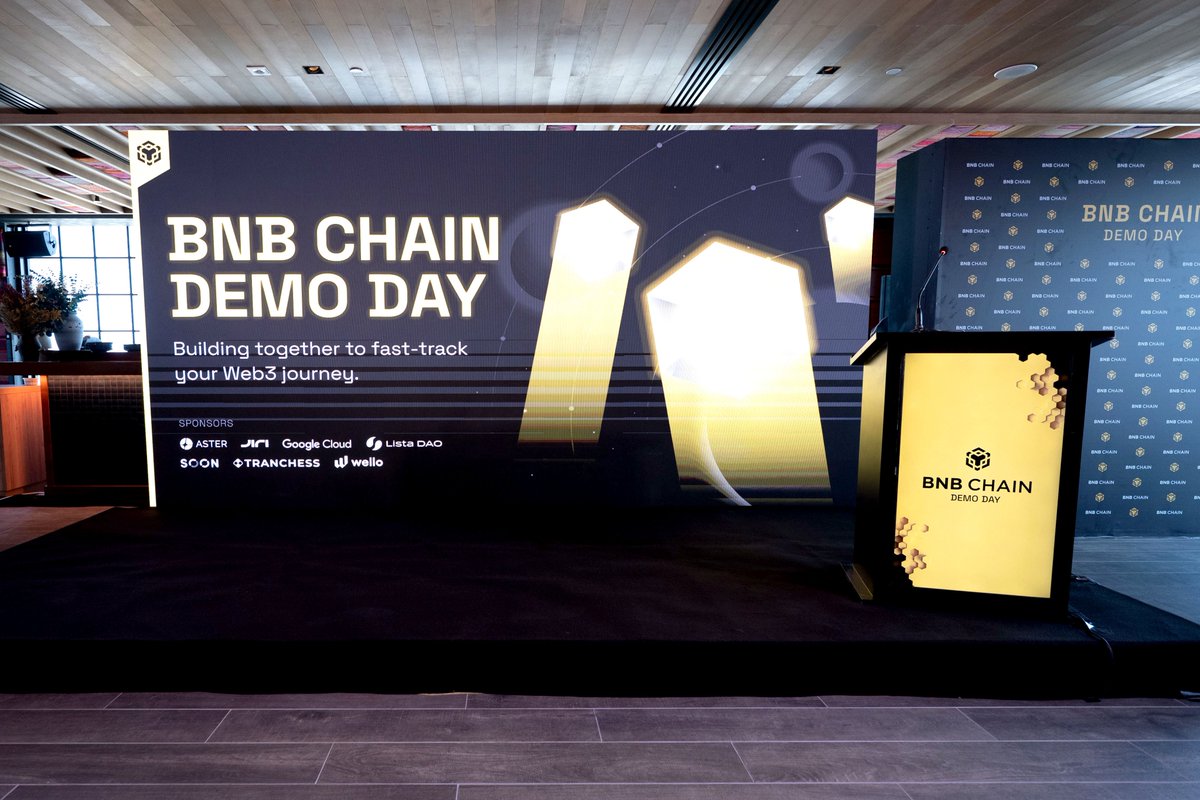 Jiritsu_Network's tweet image. Jiritsu Strategic Advisor @rbrian_vm took the BNB Chain Demo Day stage at #Token2049Dubai to talk RWAs, AI, and the future of verifiable compute.🎙️👀

Big thanks to @BNBCHAIN for inviting us to co-sponsor this incredible event!