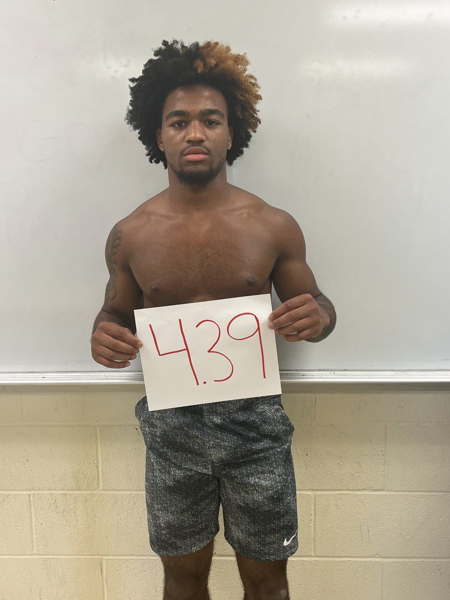 Bobby Evins (@coachevins) on Twitter photo Little bit of speed in Arkadelphia today!!!
<a href="/Orion_Roberts5/">Orion (#5) Roberts</a> <a href="/ArkadelphiaFB/">Arkadelphia Badger Football</a>
<a href="/HootensARFBall/">HootensARFootball</a> <a href="/k_sutherlandAR/">Kyle Sutherland</a> Little bit of speed in Arkadelphia today!!!
<a href="/Orion_Roberts5/">Orion (#5) Roberts</a> <a href="/ArkadelphiaFB/">Arkadelphia Badger Football</a>
<a href="/HootensARFBall/">HootensARFootball</a> <a href="/k_sutherlandAR/">Kyle Sutherland</a>