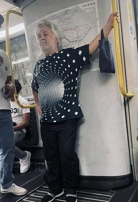 yo cuando salgo de mi casa sin desayunar:
