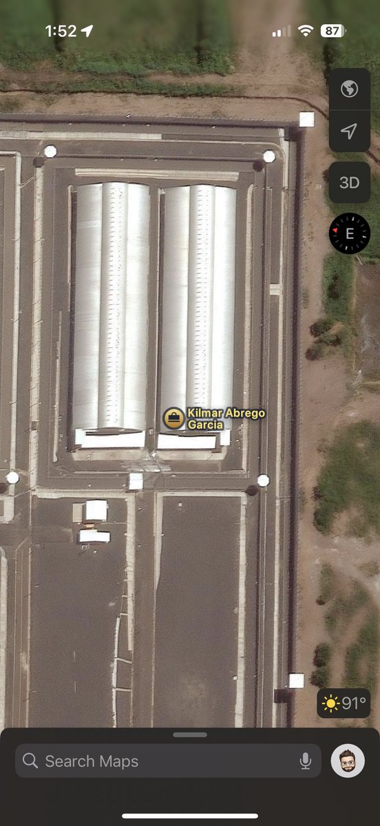 This is what Apple Maps shows at CECOT in El Salvador, the notorious prison where the US is deporting individuals it says are members of MS-13