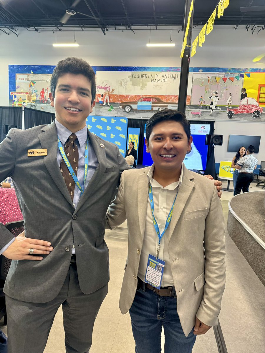 Excited to attend RGV STARTUP WEEK at <a href="/ebridgecenter/">eBridge Center</a> in #Brownsville. It was inspiring to hear great friends speak about diplomacy, entrepreneurship, and economic development to strengthen the #Matamoros-Brownsville region.