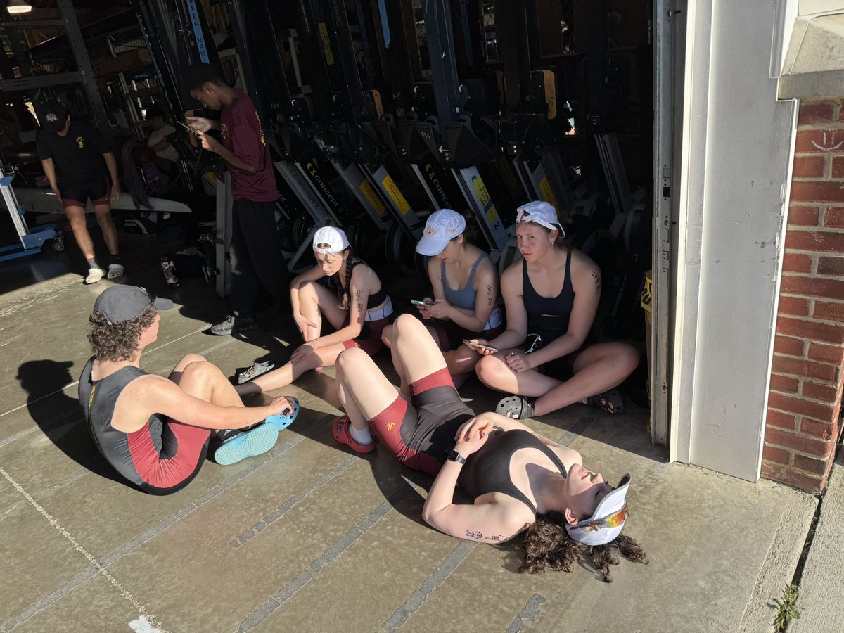 An afternoon with the crew team! Let’s go, Admirals!