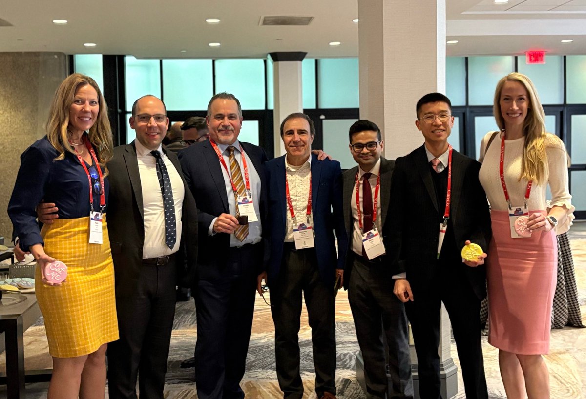 MayoTransplant's tweet image. Mayo Clinic #HeartTx team certainly enjoyed @ISHLT 2025. Coming back with new ideas to innovate patient care