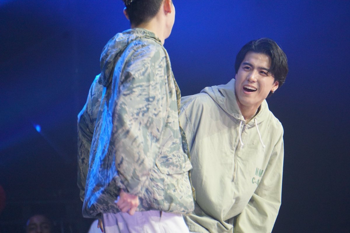 crnzgo_0714's tweet photo. SEPTENI RAPTURES / Shigetora 📸🐯
(TJBB SHIGETORA / 佐藤蒼虎くん)
サイファーずっとニコニコで楽しそうなしげめっちゃよかった😆🎶
#Dleague #Dリーグ
#SEPTENIRAPTURES #Shigetora #RAPLAS
#THEJETBOYBANGERZ #TJBB #佐藤蒼虎 #TEAMJETZ @tjbb_ @SEPTENIRAPTURES @Shigetora_tj_SR https://t.co/7sQVe6DDQP