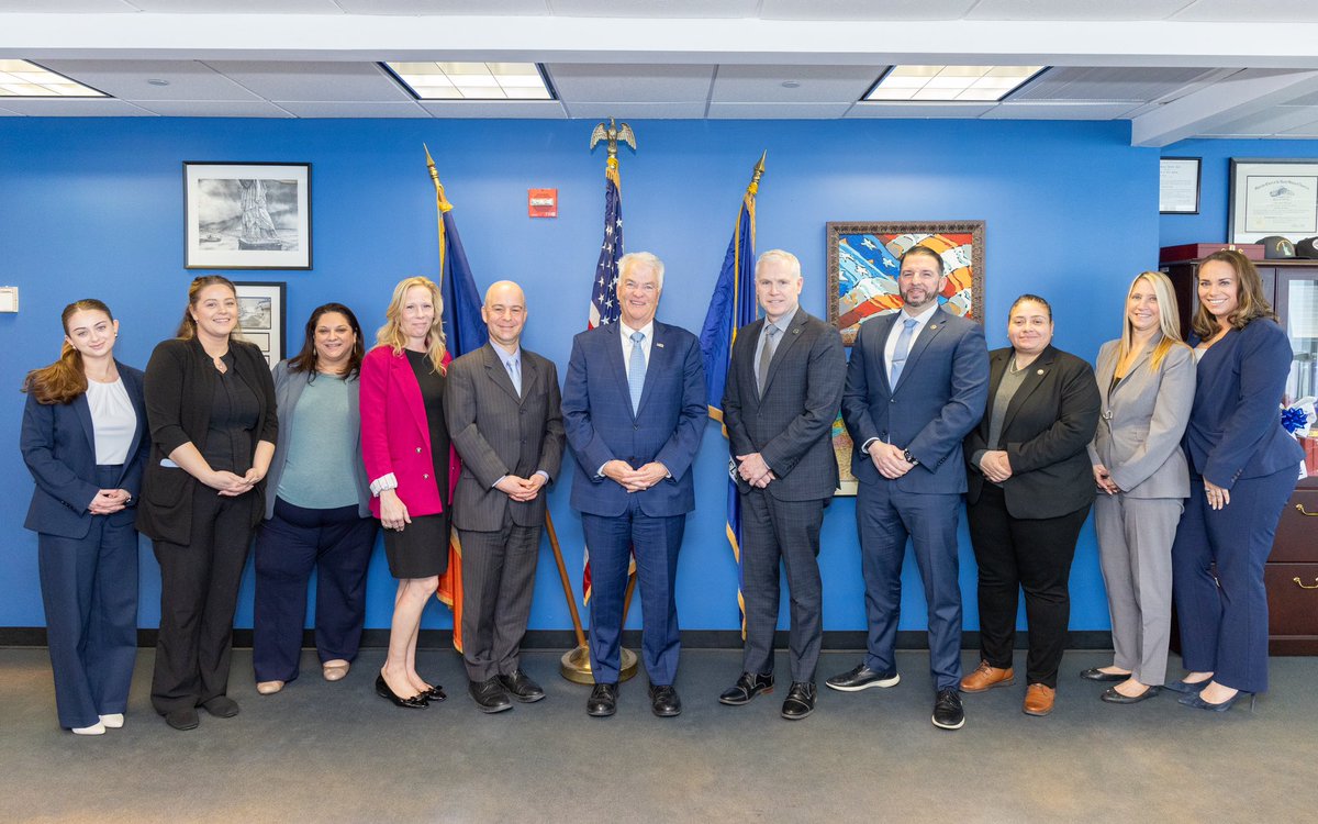 In honor of Prevention of Cruelty to Animals Month, my team and I met with Lt. Tim Cecchini, the newly appointed Commanding Officer of NYPD’s Animal Cruelty Squad. We welcomed him to the role &amp; reaffirmed our commitment to protecting animals here on Staten Island.