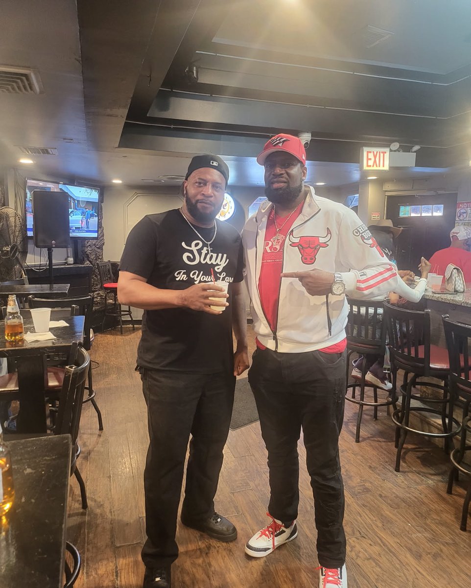 SLICK440's tweet image. Birthday guys celebrating together for many years 40 dat