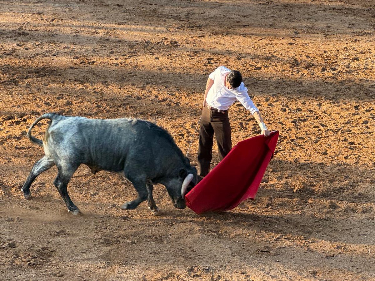 Emilio de Justo en la ganadería Palma del Río, de mi hermano Arturo Lebrija