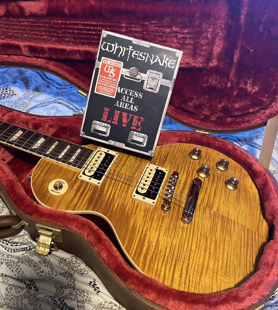 MrPatCampbell's tweet photo. @davidcoverdale One guess @davidcoverdale  DC what I am jamming  along to now….
Killer!!!!
👍🎸👍🎸 https://t.co/LMxrmAcwfK
