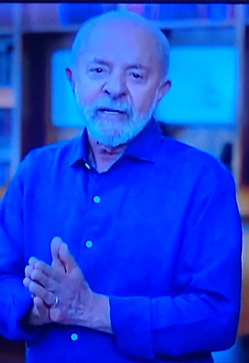 jacksgalo's tweet image. Pronunciamento do Lula: Parei no salário mínimo subiu acima da inflação kkk...
Amanhã é dia do trabalhador e o mentiroso t deu parabéns 🥴