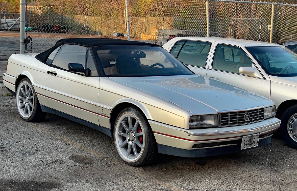 Car_Guy_Tom's tweet photo. The Wednesday Collection! Especially like the Allanté on Vogue tires. #KlassyKaddy #CarSpotter #Cadillac #Volkswagen #Saturn #SaturnION #Allanté https://t.co/wCYphTrgkt