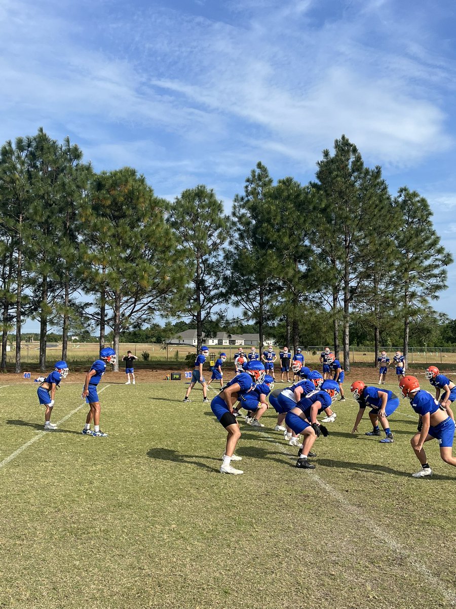Shaun Arntz (@shaunarntz) on Twitter photo Things are heating up in the Port! These men are on a mission #TREAD <a href="/BraxtonDurgin27/">Braxton Durgin</a> <a href="/easton_parnell/">Easton Parnell</a> <a href="/juliusmiles25/">Julius Miles</a> <a href="/TalenMcElyea3/">Talen McElyea</a> <a href="/QBCarterN1/">Carter Nunes</a> <a href="/DylanLouthain27/">Dylan Louthain</a> <a href="/AnthonyGuard33/">Anthony Guard</a> <a href="/lucaslollie09/">Lucas Lollie</a> <a href="/_Kpines_/">KP™</a> <a href="/CoachBobbyMoore/">Bobby Moore</a> <a href="/CoachFarris_/">Eddie Farris</a> <a href="/CoachBennum/">Jeff Bennum</a> <a href="/CoachCole01/">Coach Cole</a> Things are heating up in the Port! These men are on a mission #TREAD <a href="/BraxtonDurgin27/">Braxton Durgin</a> <a href="/easton_parnell/">Easton Parnell</a> <a href="/juliusmiles25/">Julius Miles</a> <a href="/TalenMcElyea3/">Talen McElyea</a> <a href="/QBCarterN1/">Carter Nunes</a> <a href="/DylanLouthain27/">Dylan Louthain</a> <a href="/AnthonyGuard33/">Anthony Guard</a> <a href="/lucaslollie09/">Lucas Lollie</a> <a href="/_Kpines_/">KP™</a> <a href="/CoachBobbyMoore/">Bobby Moore</a> <a href="/CoachFarris_/">Eddie Farris</a> <a href="/CoachBennum/">Jeff Bennum</a> <a href="/CoachCole01/">Coach Cole</a>