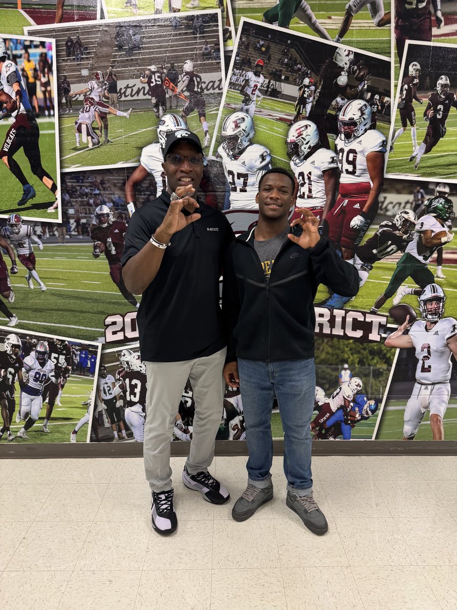 Braylon Beckworth (@juicebeckworth) on Twitter photo Thank you for your time today <a href="/VanBMalone3rd/">K-State Coach Van B Malone</a>. I feel that the knowledge and wisdom you shared will definitely help me continue to grow as a player and person on and off the field. Hope to stay in touch!
<a href="/Palestine_FB/">Palestine Football</a> <a href="/ShunMartin23/">ShunMartin</a> <a href="/SVioareanMartin/">S’Vioarean “Boss” Martin 4⭐️</a> <a href="/CoachJamesReyes/">Coach James Reyes</a> <a href="/SacrificeINC/">Sacrifice Training</a> Thank you for your time today <a href="/VanBMalone3rd/">K-State Coach Van B Malone</a>. I feel that the knowledge and wisdom you shared will definitely help me continue to grow as a player and person on and off the field. Hope to stay in touch!
<a href="/Palestine_FB/">Palestine Football</a> <a href="/ShunMartin23/">ShunMartin</a> <a href="/SVioareanMartin/">S’Vioarean “Boss” Martin 4⭐️</a> <a href="/CoachJamesReyes/">Coach James Reyes</a> <a href="/SacrificeINC/">Sacrifice Training</a>