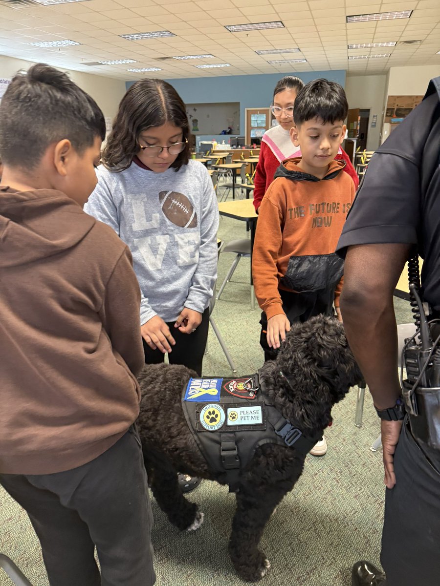 Bonner ES HISD (@bonnerelemhisd) on Twitter photo Today Officer Bennett and Officer Michon brought a special guest, Ms. Justice, a very loved therapy dog, to instruct us on the importance of the job Ms. Justice does.๐โค๏ธโ๐ฉน <a href="/HoustonISD/">Houston ISD</a> <a href="/BonnerElemHISD/">Bonner ES HISD</a> Today Officer Bennett and Officer Michon brought a special guest, Ms. Justice, a very loved therapy dog, to instruct us on the importance of the job Ms. Justice does.๐โค๏ธโ๐ฉน <a href="/HoustonISD/">Houston ISD</a> <a href="/BonnerElemHISD/">Bonner ES HISD</a>