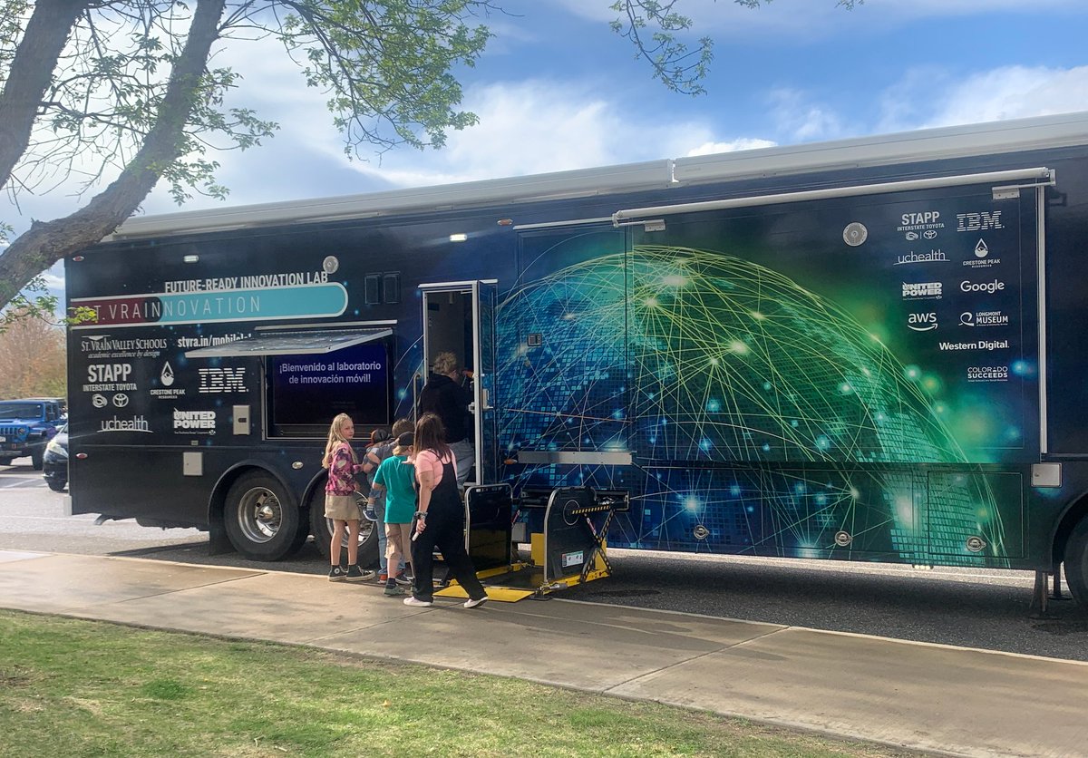 melissa_lettis's tweet photo. STEM Night is in full swing @PrairieRidgeES! Our building is buzzing with creativity—AI, Aerospace, Robotics, and more—and a visit from the ⁦@ICSVVSD⁩ Mobil Lab. Huge thanks to all who made this night a success! #StVrainStorm @SVVSDsupt @SVVSDdeputy https://t.co/TCWICgqVxL