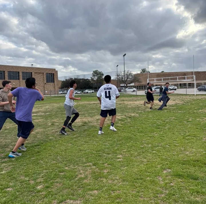2/7/25 Today TX-953's "Echo Flight" hosted their valentines  day social. Everyone had a good time and got to  have a fun little day before our week long break. Happy Valentine's Day everyone 🩷