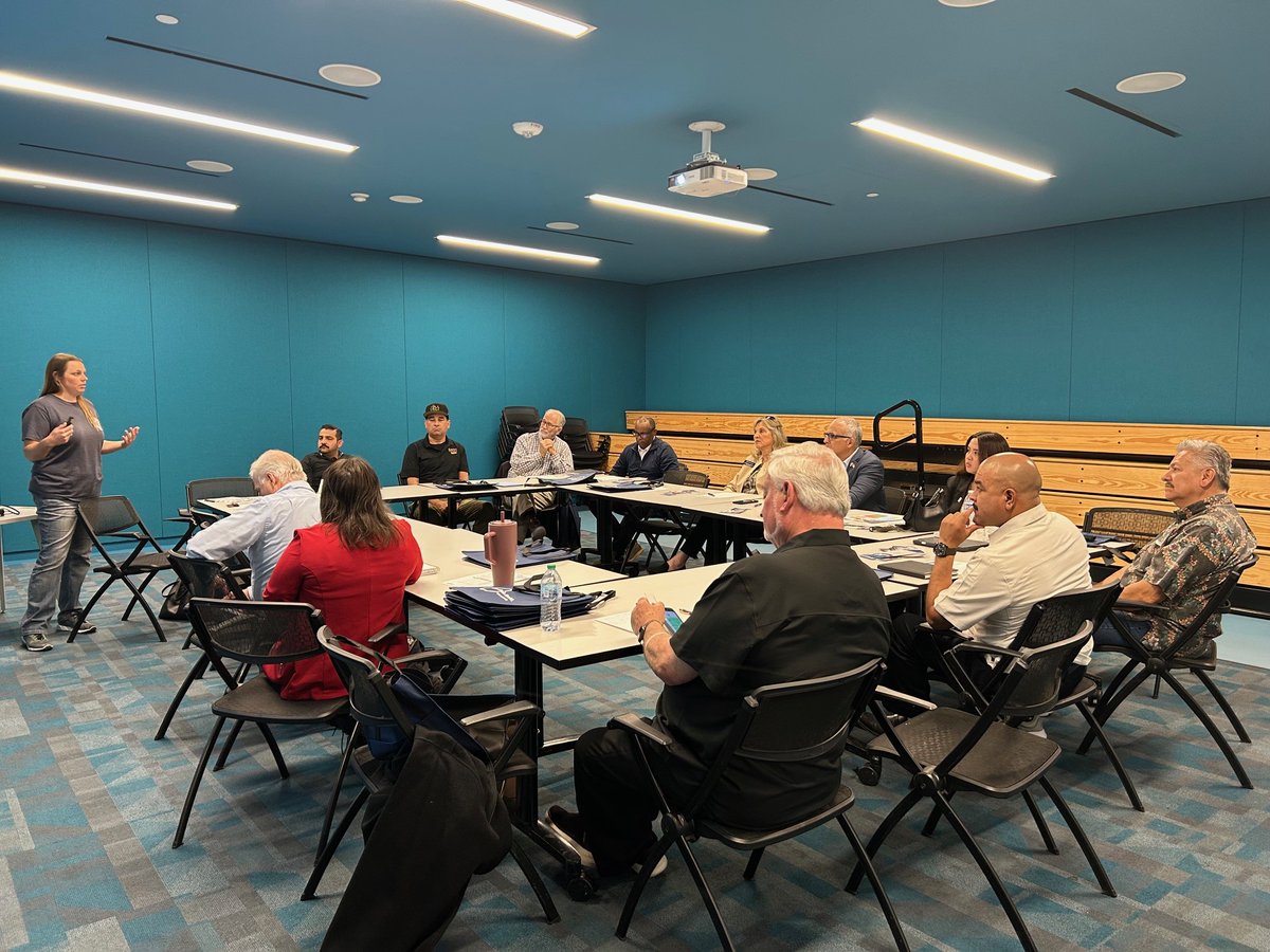 The City of Downey’s Veterans Subcommittee and Downey Veterans Council held a meeting today at the Downey City Library. The meeting featured a presentation by the VA Long Beach Healthcare System and discussions on key veteran initiatives.

#CityofDowney #DowneyCA #DowneyVeterans