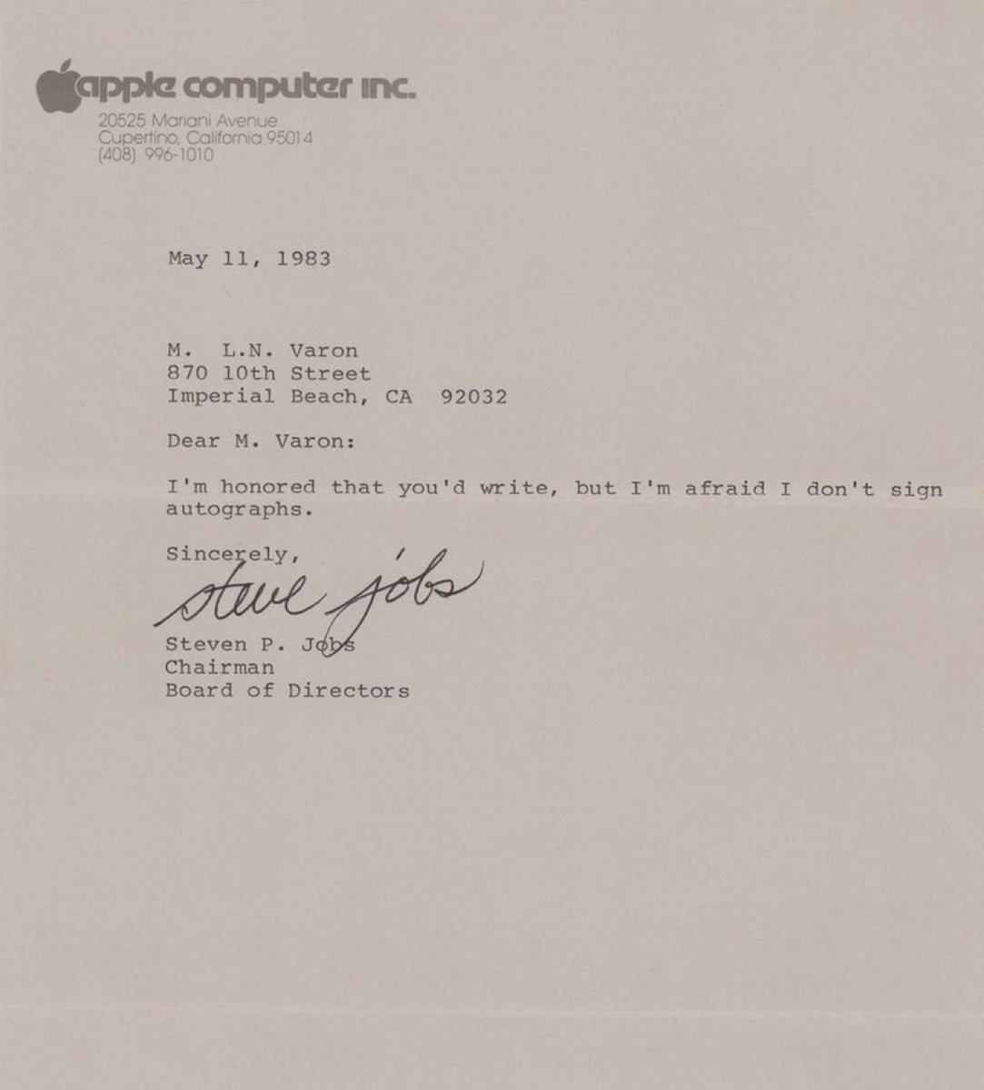 JonErlichman's tweet photo. In 1983, Steve Jobs typed this reply to a letter asking for his autograph. https://t.co/8d9wkUU456