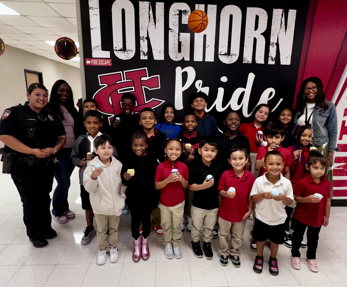 Today, we celebrated our April birthdays! A big thank you to our amazing PTA for the delicious cupcakes—they were a hit!