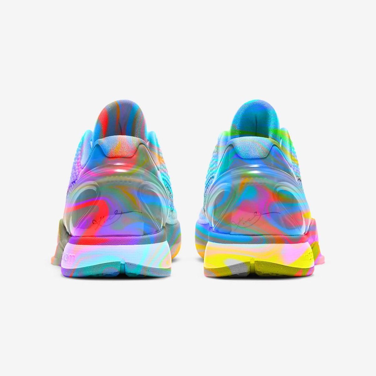 JustFreshKicks's tweet image. Nike Kobe 6 Protro “What The” 🍬