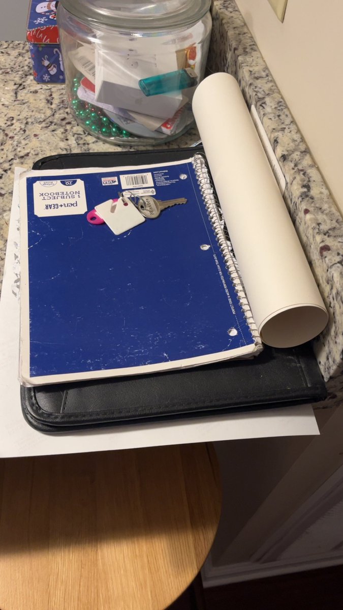rileyherrring's tweet photo. Btw this is where my diploma has been for these three years. https://t.co/SiGeKE5Vdh