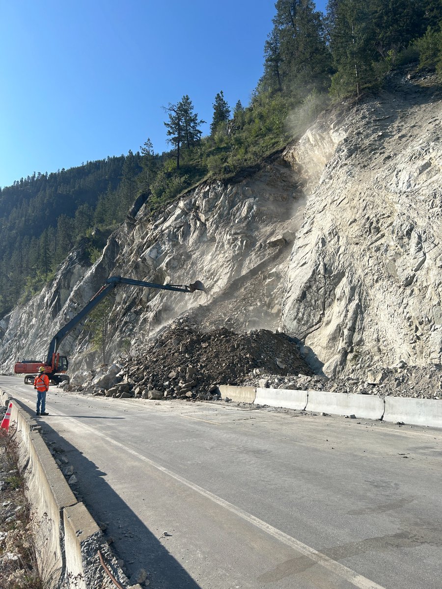 WSDOT_East's tweet photo. After clearing 1400 cubic yards of debris and installing nearly a 1000 feet of anchor bolts at 46 locations on the slope, SR 971 South Lakeshore Rd is reopened as of April 30 at 5:15PM. Big thanks to the contractor and crews and bigger thanks to the community for your patience! https://t.co/OKx9WbOzgZ