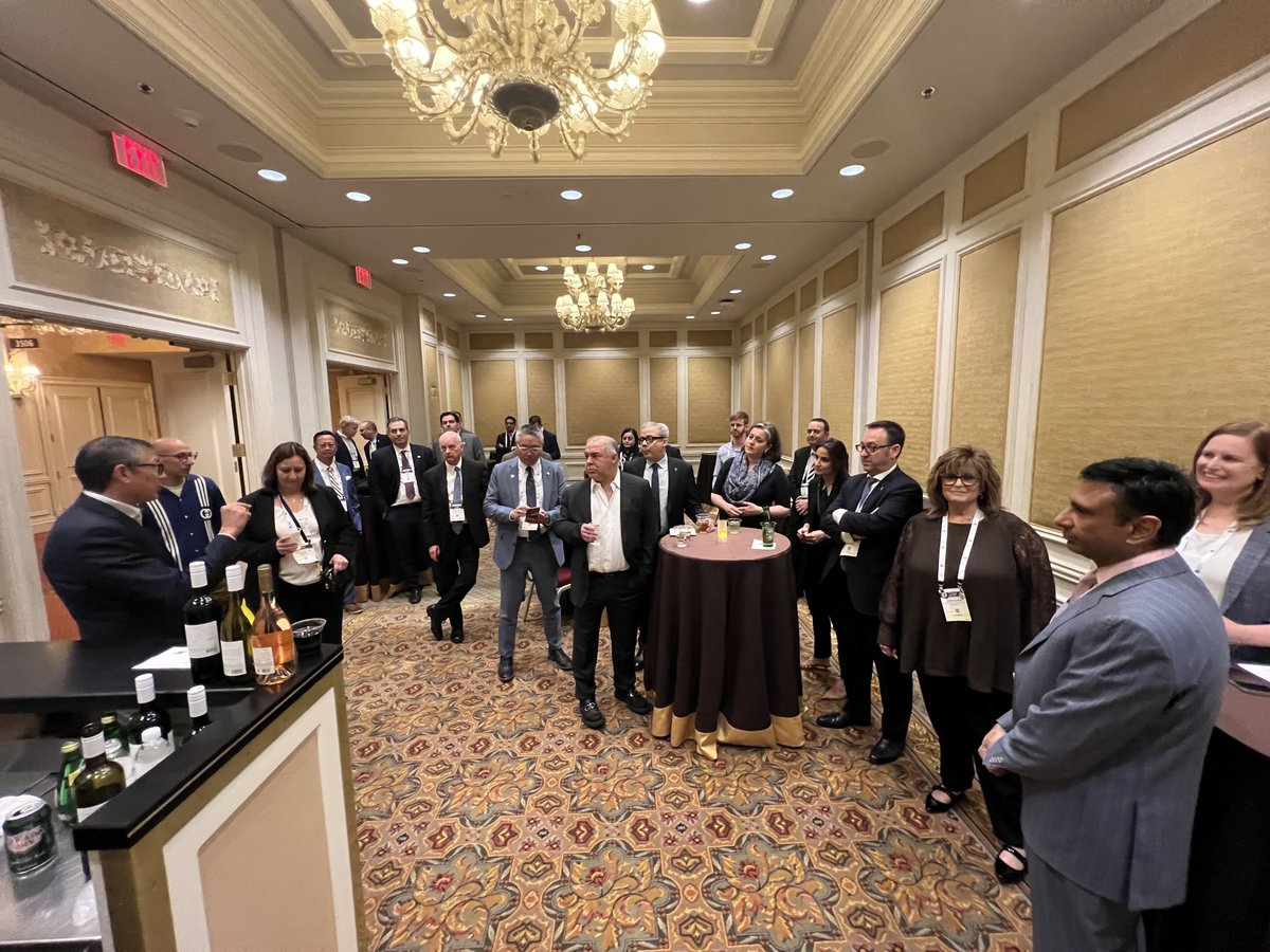 Chandru Sundaram, MD, MBA (@csundarammd) on Twitter photo <a href="/JEndourology/">Journal of Endourology</a> reception #AUA25 was very successful thanks to the Editorial Board, reviewers, authors and <a href="/LiebertPub/">Mary Ann Liebert Inc</a> <a href="/Endo_Society/">Endourological Society</a> <a href="/jaimelandmanuci/">Jaime Landman</a> <a href="/JEndourology/">Journal of Endourology</a> reception #AUA25 was very successful thanks to the Editorial Board, reviewers, authors and <a href="/LiebertPub/">Mary Ann Liebert Inc</a> <a href="/Endo_Society/">Endourological Society</a> <a href="/jaimelandmanuci/">Jaime Landman</a>