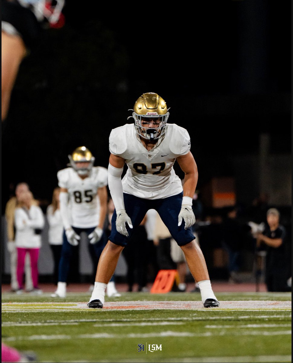 maxwellporter08's tweet image. OFFICIAL MEASUREMENTS from @NPShowcases  VERIFIED✅
C/O 2027  EDGE/ATH 

Height: 6’3
Weight: 239.6 lbs
Wingspan: 76.4 in
Broad Jump: 114 in (9’6) *most among lineman at the camp
40: 4.82

@PGregorian @GregBiggins @sjhhsfootball @FrithRobert @247recruiting @adamgorney