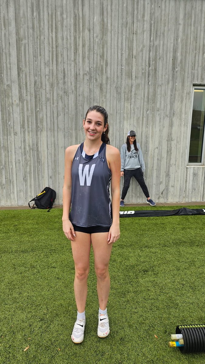 LSW Girls T&F/XC tweet media