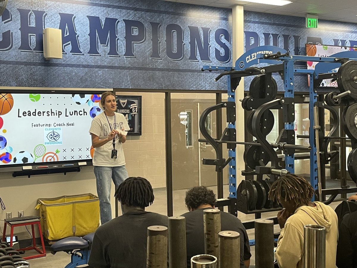 CHighFB's tweet photo. Thank you Coach Neal for giving our last Leadership Lunch of the semester! Your message about ACTIONS being LOUDER than WORDS should resonate with our Rangers! #CantDoTheSameThing #ExpectingDifferentResults #WrittenGoalsMeanAlot #RangerPride #LetsRide #HWPO #ChasingElite https://t.co/OOhXQ7Eatr