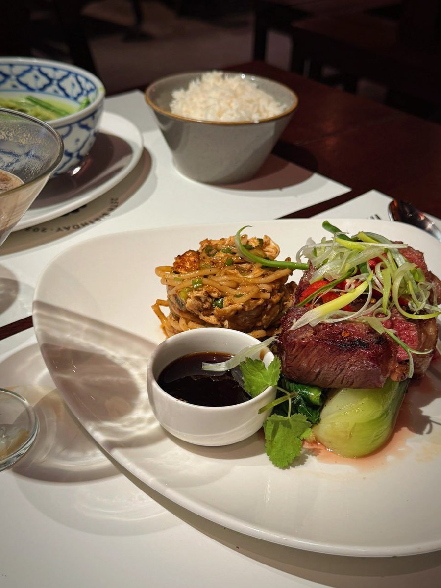 duniaseksanak11's tweet photo. A little fancy, a lot flavorful 🌿📷 #DateNightDoneRight #London #IFB https://t.co/IxpYpz03dW