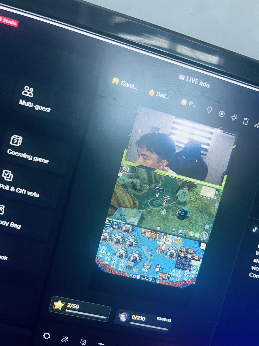 Another day another grind! <a href="/TheTreeverse/">Treeverse</a> <a href="/pixels_online/">Pixels</a>