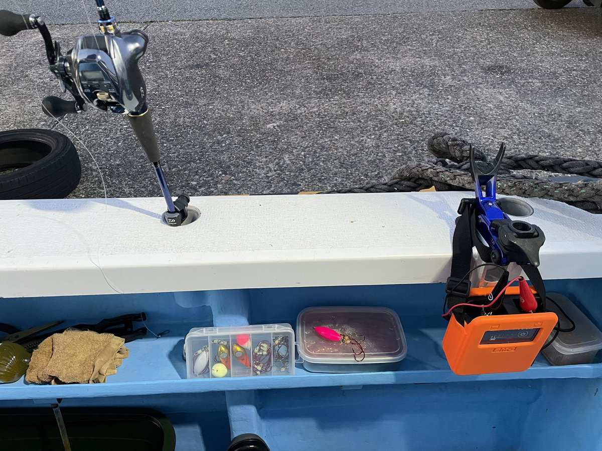 tsuritengu's tweet image. トラフグ狙いで行ったけどアタリ1回、それも掛けられずに終始探ってサバフグ1匹で終わる。

次はショウサイフグに切り替えていくぞ〜