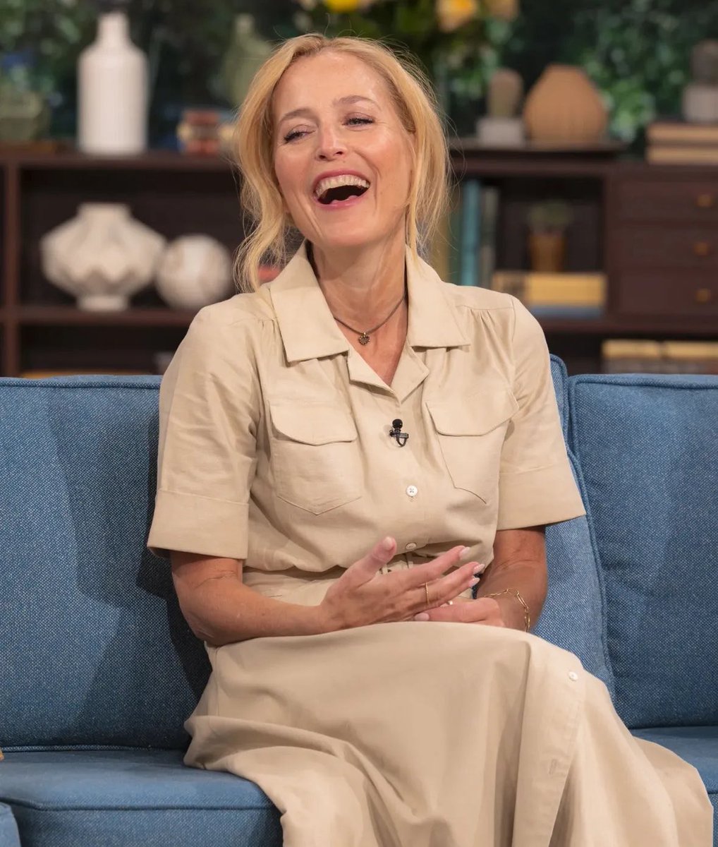 best of gillian anderson tweet media