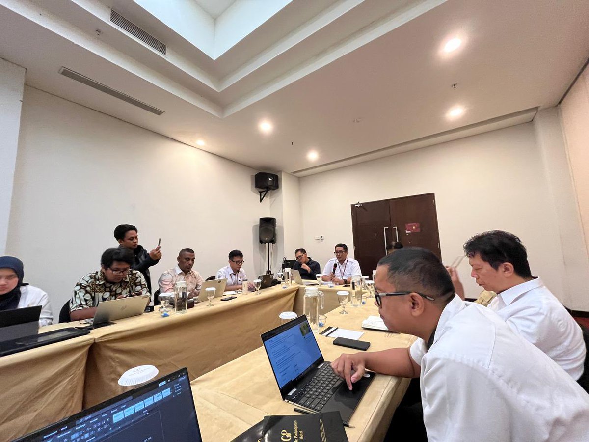 #SahabatBahari, Ditjen Perikanan Tangkap melalui Direktorat PSDI melaksanakan Diskusi Pembahasan Rencana Kegiatan dan Operasionalisasi Sekretariat Komisi Nasional Pengkajian Sumber Daya Ikan, (29/04).

Kegiatan dilaksanakan secara luring di Bogor, Jawa Barat dan daring yang turut