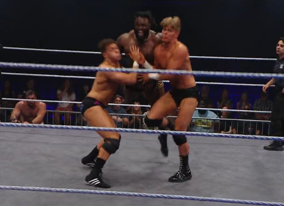 ✮EWZine✮(Or maybe just X) (@theewzine) on Twitter photo Watching <a href="/KeanuCarverWWE/">Keanu Carver</a> just toss people around like ragdolls should be an Olympic sport!!!
#WWEEvolve Watching <a href="/KeanuCarverWWE/">Keanu Carver</a> just toss people around like ragdolls should be an Olympic sport!!!
#WWEEvolve