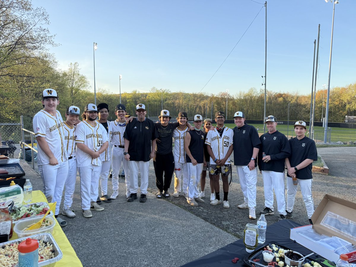 BaseballWM's tweet image. Happy 60th Michael Deering. Great BBQ organized by our very own booster club, hall of fame and athletic dept to celebrate MJD! Nothing like the community and program coming together for a great night! Thanks to Passaic Valley for joining us as well.