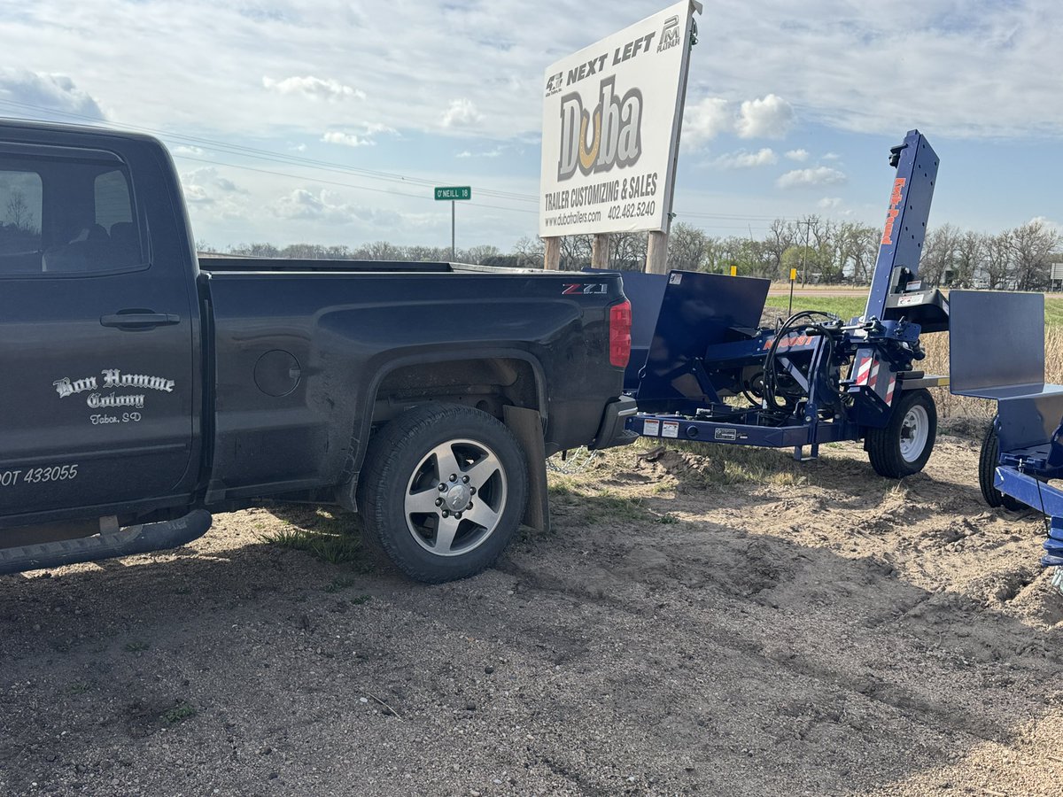 Pavel Auction Services tweet media