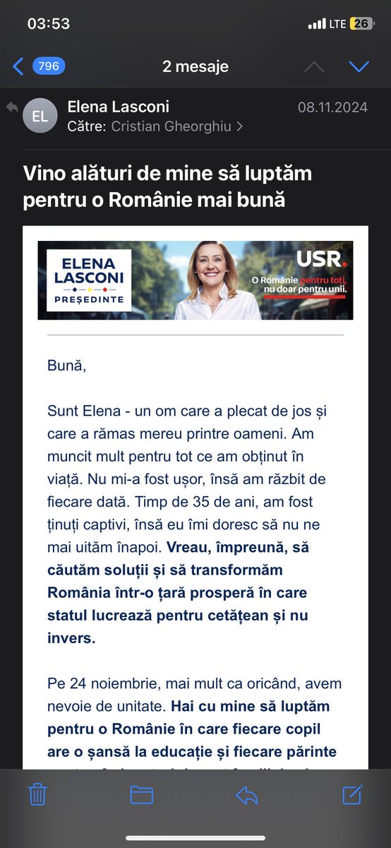 RockyMaster666's tweet photo. @jeanROflesh Useriști tembeli—și eu am primit nenumărate e-mailuri în toamnă de la USR și Lasconi fără să am vreo tangență cu ei. Asta cum se explica? https://t.co/HdUfkjIeI2