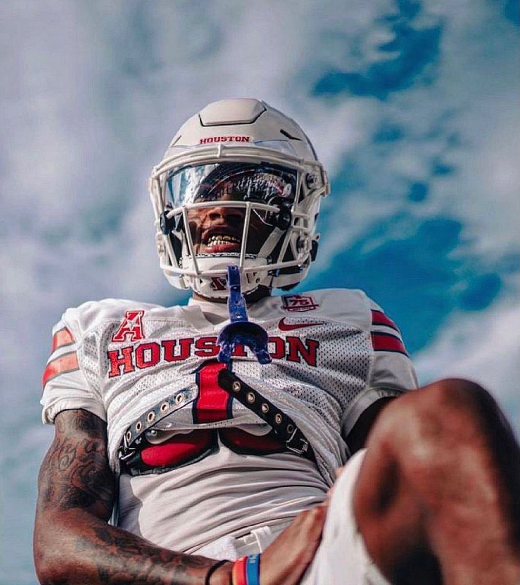 𝐀𝐧𝐭𝐰𝐨𝐧 “ᴀᴊ” 𝐒𝐚𝐧𝐝𝐞𝐫𝐬 𝐈𝐈𝐈 (@antwonsanders11) on Twitter photo #AGTG After a great conversation with <a href="/j_wayne3/">Jordy Joseph</a> I’m blessed to receive an offer from the University of Houston!!#GoCoog❤️🐾 <a href="/corylaxen/">Coach Lax</a> <a href="/COACHPATROB/">COACH ROB</a> <a href="/coachCoutten/">Cory Outten</a> <a href="/CEKing_Football/">CE King Football</a> <a href="/CoachClaySims/">Clay Sims</a> <a href="/MickensJay/">Jay Mickens</a> <a href="/MathisGaius/">Gaius D. Mathis</a> #AGTG After a great conversation with <a href="/j_wayne3/">Jordy Joseph</a> I’m blessed to receive an offer from the University of Houston!!#GoCoog❤️🐾 <a href="/corylaxen/">Coach Lax</a> <a href="/COACHPATROB/">COACH ROB</a> <a href="/coachCoutten/">Cory Outten</a> <a href="/CEKing_Football/">CE King Football</a> <a href="/CoachClaySims/">Clay Sims</a> <a href="/MickensJay/">Jay Mickens</a> <a href="/MathisGaius/">Gaius D. Mathis</a>