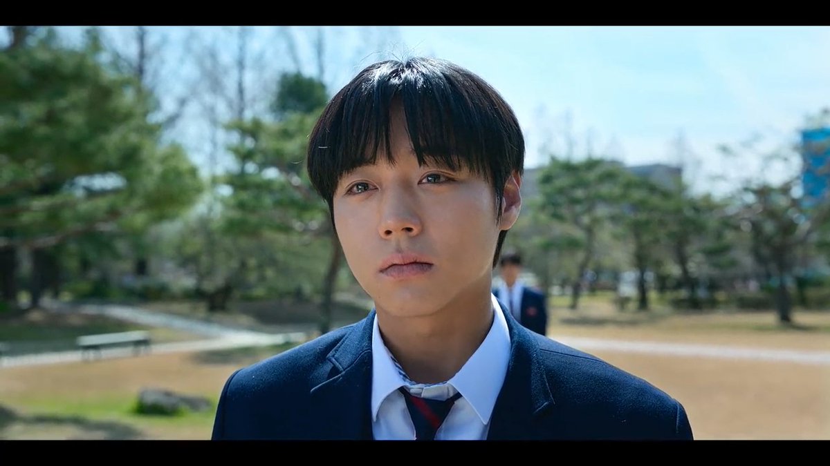 natsukki_s's tweet photo. Just finished #WeakHeroClass2 and I loved it. The brutal fights and memorable new characters had me hooked. It felt so good to return after S1. Park Jihoon was perfect as Sieun—I love him so much. Got spoiled about Suho’s return, but I still cried when that moment hit 😭😭😭 https://t.co/Q4hlEXPylz