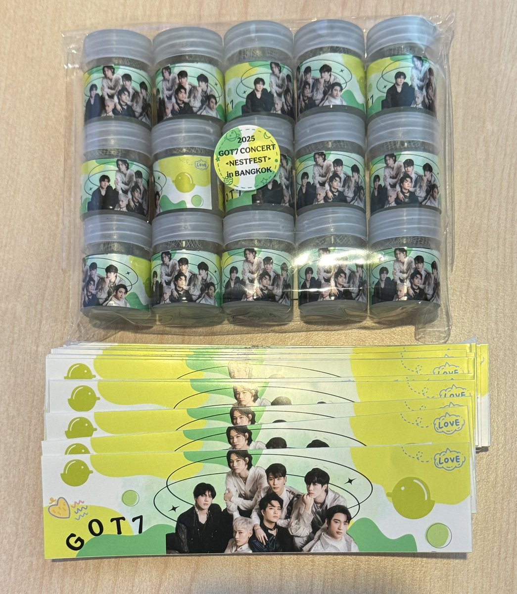 katexmt's tweet photo. มี giveaway ไปแจกนะคะ 💚

🎁 ยาดม 7 หนุ่ม 30 ชิ้น + sticker 40 ชิ้น
💌 2 May 

Made by #reviewhaining
ขอบคุณมากๆค่า 

#GOT7_NESTFESTinBKK #GOT7inราชมัง #GOT7 https://t.co/jNcUjhJLmw