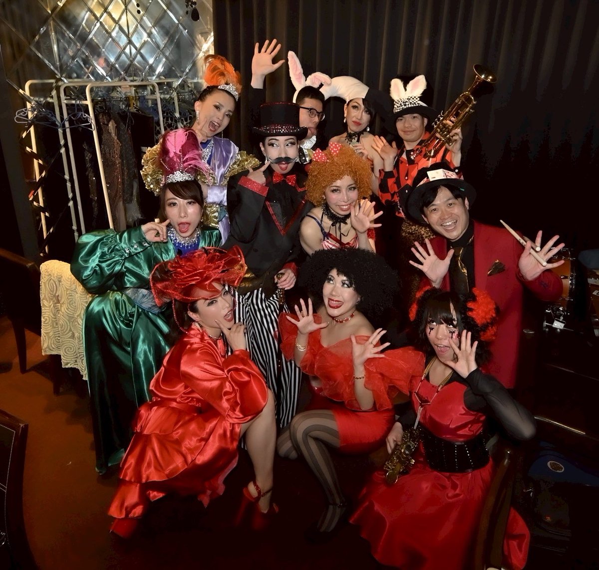 TrasticF's tweet photo. 【ワンダーランド倶楽部】
2025.04.30

無事に終了しました✨
生演奏×歌×パフォーマンス
楽しんで頂けていたら幸いです❤️‍🔥

ご来場くださった皆様、
応援してくださった皆様、
会場であるBERONICA様、
ありがとうございました🔥🔥

次回10月29日(水)予定🎃 https://t.co/qJ6khcplwD