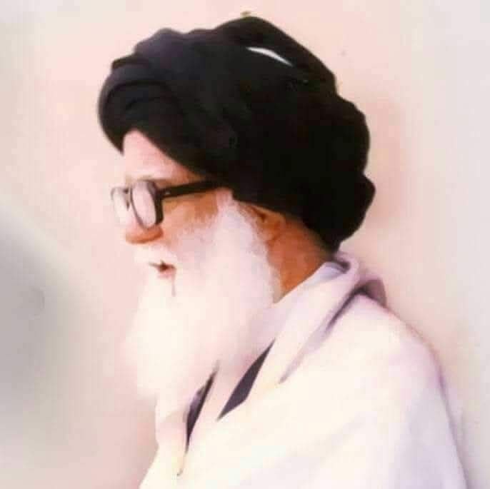 اني اجد انهُ جماعة من الشباب 
كأنهم_خلقوا_من_أجلي 

#شموخ_عقيدة_وإصلاح_وطن