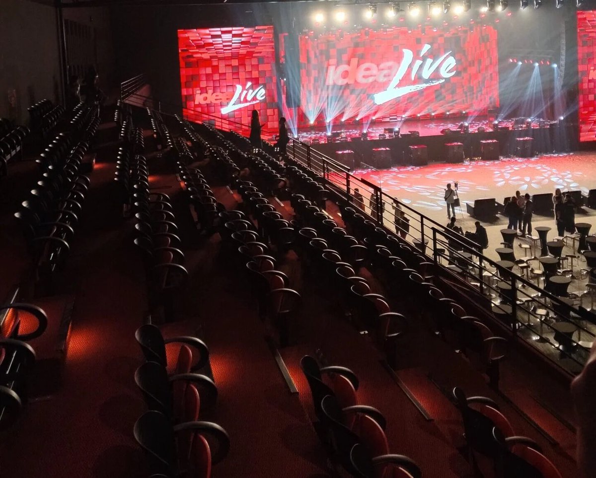 urjoblessfan's tweet photo. Thread of IDEA LIVE ARENA 

*Disclaimer: information is based on website and replies. The information might be incorrect or change from time to time

- Malaysia’s largest indoor arena within a shopping mall
- The nation’s second largest arena overall after Axiata Arena https://t.co/d9piqd9U5Z